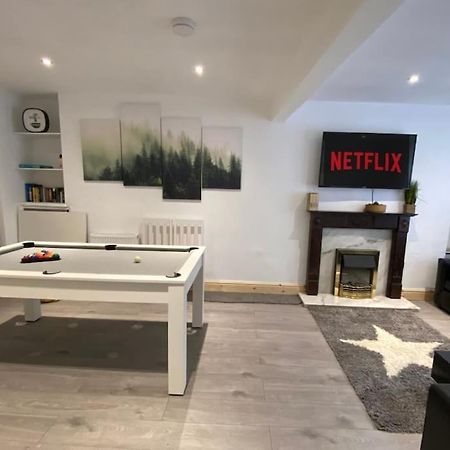 Brynhyfryd Cottage Aberaman Eksteriør billede