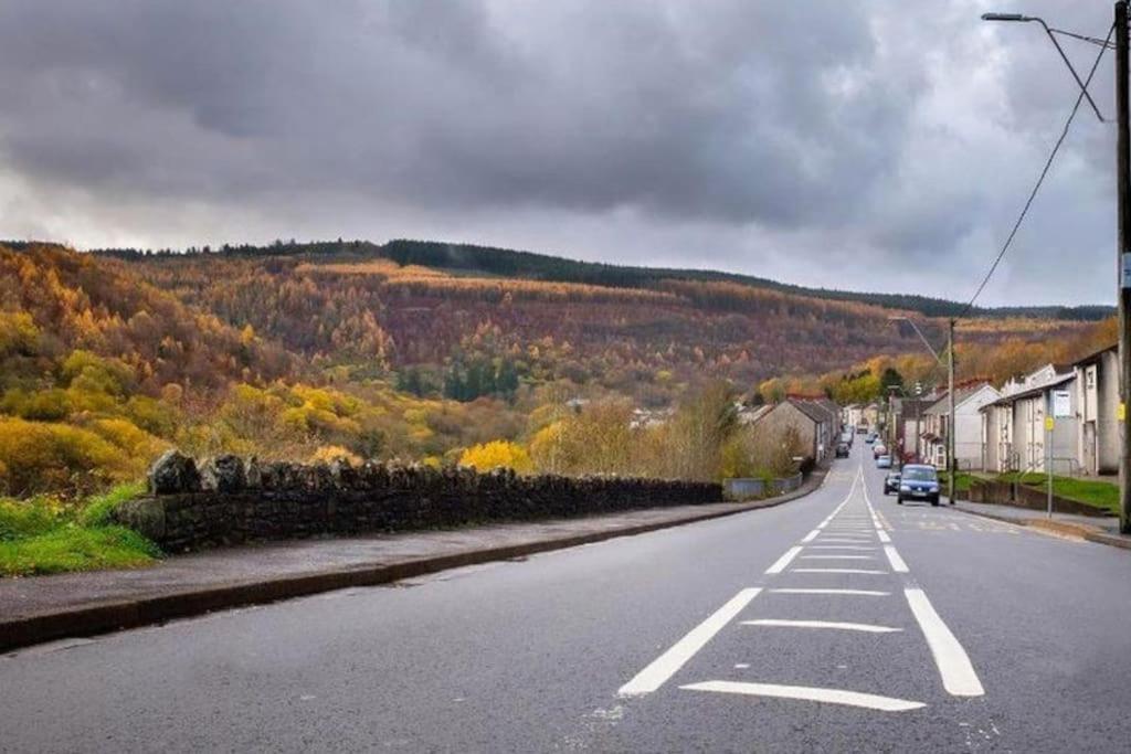 Brynhyfryd Cottage Aberaman Eksteriør billede