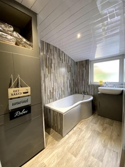 Brynhyfryd Cottage Aberaman Eksteriør billede